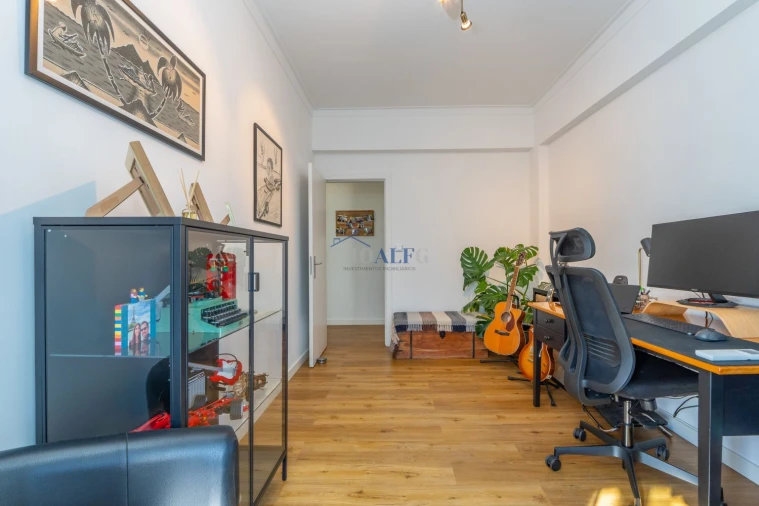 Apartamento T2 para Venda em Odivelas Foto 15