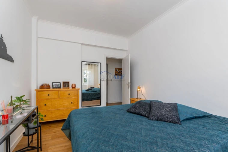 Apartamento T2 para Venda em Odivelas Foto 21