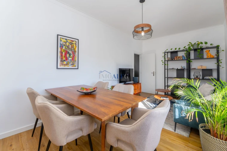 Apartamento T2 para Venda em Odivelas Foto 10