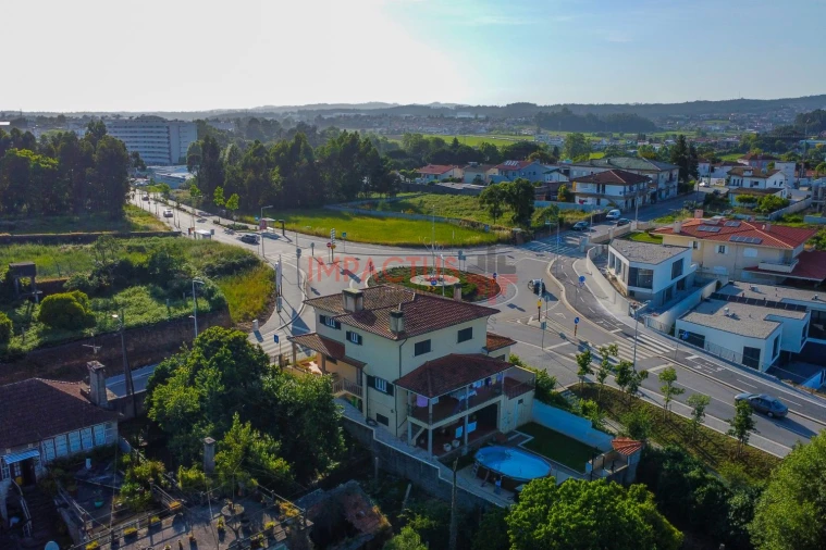 Moradia T3 para Venda em Bougado (São Martinho e Santiago) Foto 36