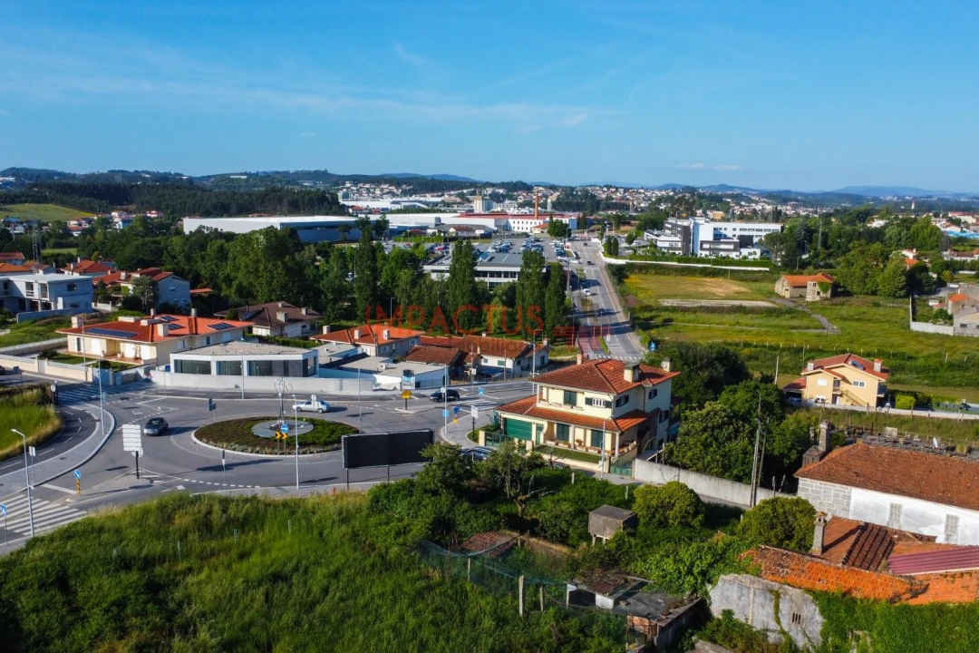 Moradia T3 para Venda em Bougado (São Martinho e Santiago) Foto 35