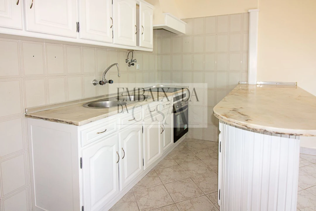 Apartamento T1 para Venda em São João das Lampas e Terrugem Foto 12