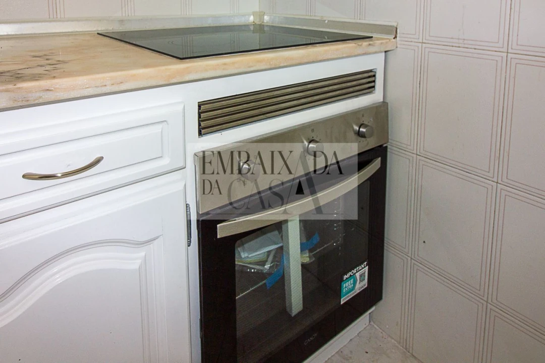 Apartamento T1 para Venda em São João das Lampas e Terrugem Foto 13