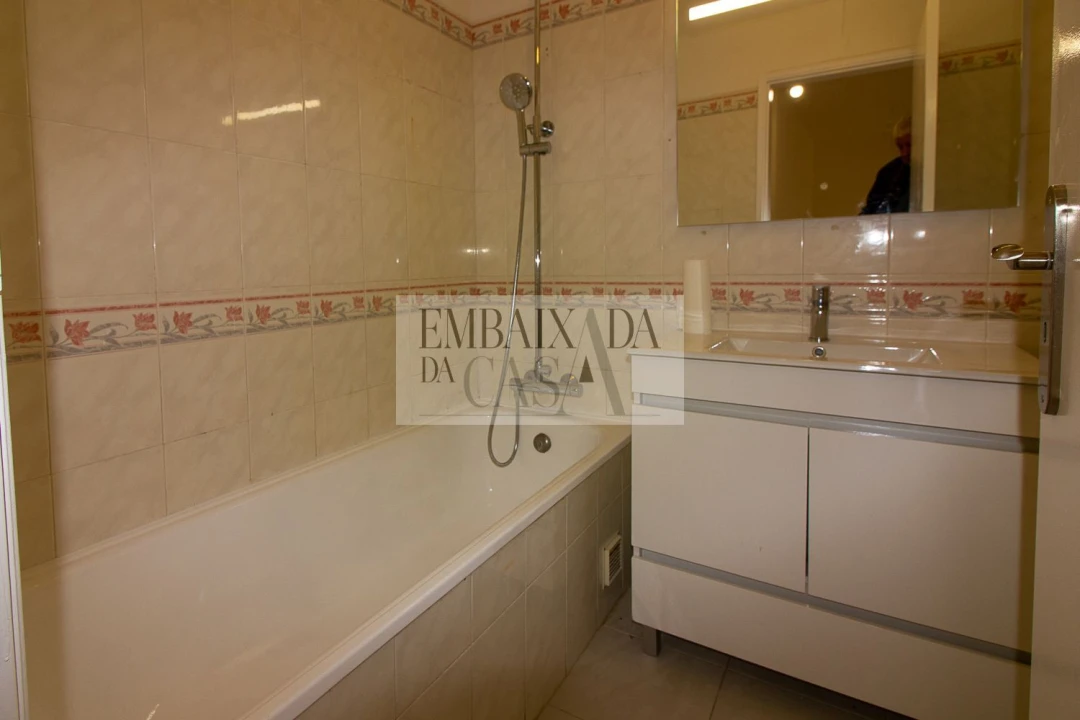 Apartamento T2 para Venda em Algueirão-Mem Martins Foto 11