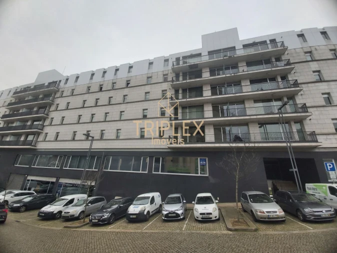 Loja para Arrendamento em Cidade da Maia Foto 1