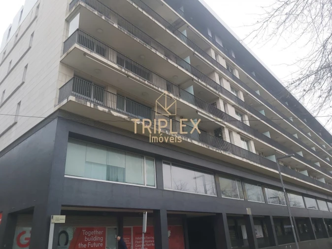 Loja para Arrendamento em Cidade da Maia Foto 3