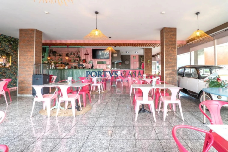 Loja para Trespasse em Cedofeita, Santo Ildefonso, Sé, Miragaia, São Nicolau e Vitória Foto 13