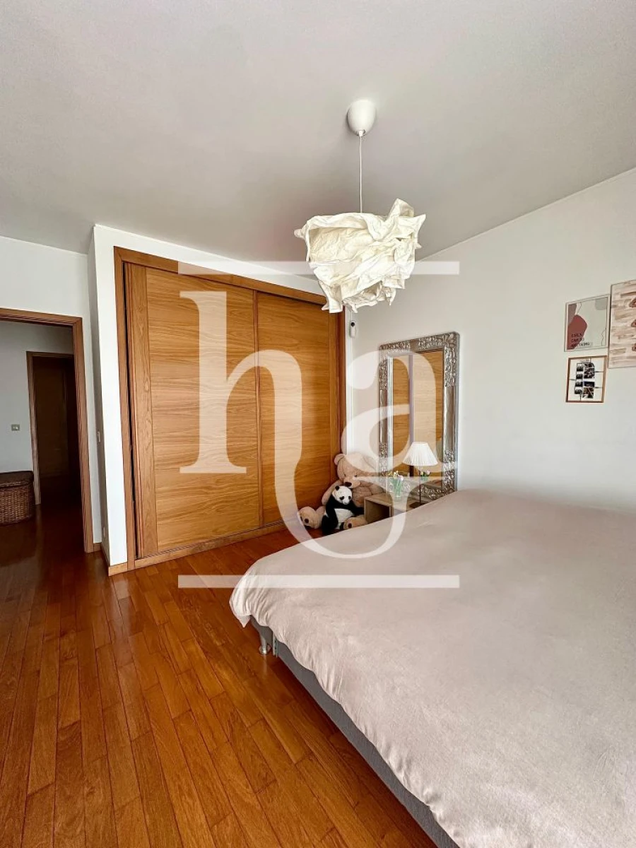 Moradia T4 para Venda em Nogueira e Silva Escura Foto 25