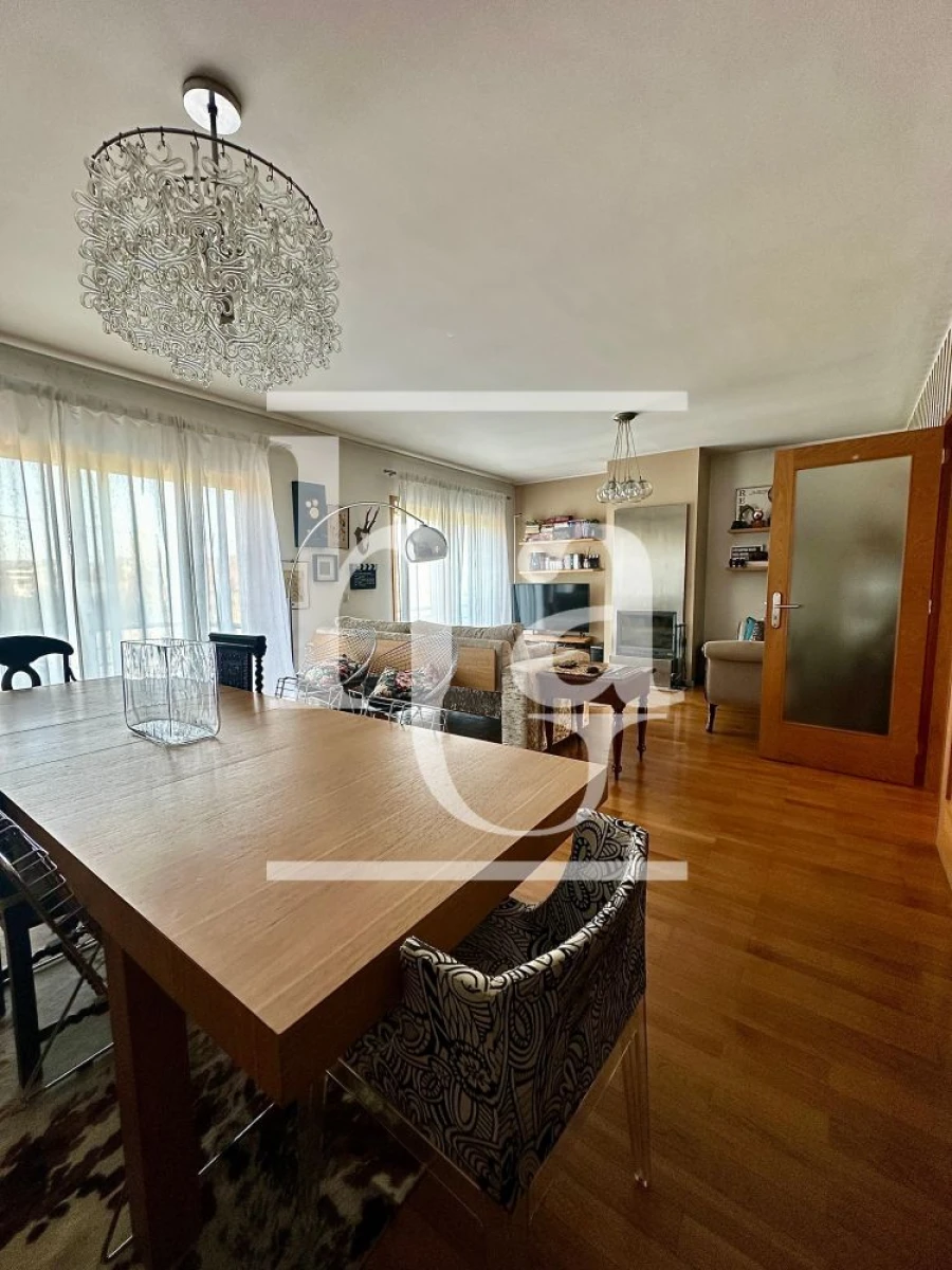 Moradia T4 para Venda em Nogueira e Silva Escura Foto 11