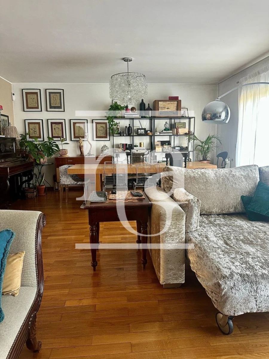 Moradia T4 para Venda em Nogueira e Silva Escura Foto 12