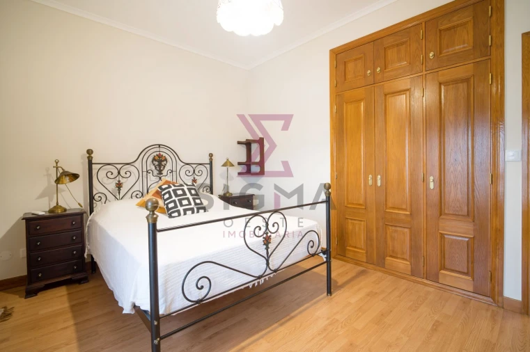 Apartamento T3 para Venda em Bombarral e Vale Covo Foto 31