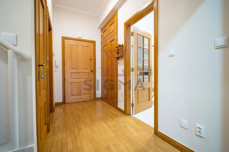 Apartamento T3 para Venda em Bombarral e Vale Covo Foto 4