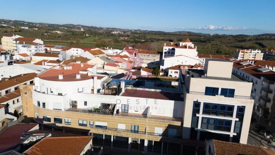 Apartamento T3 para Venda em Bombarral e Vale Covo Foto 1