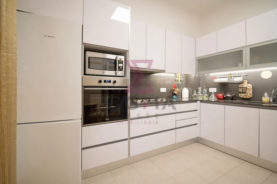 Apartamento T3 para Venda em Bombarral e Vale Covo Foto 8