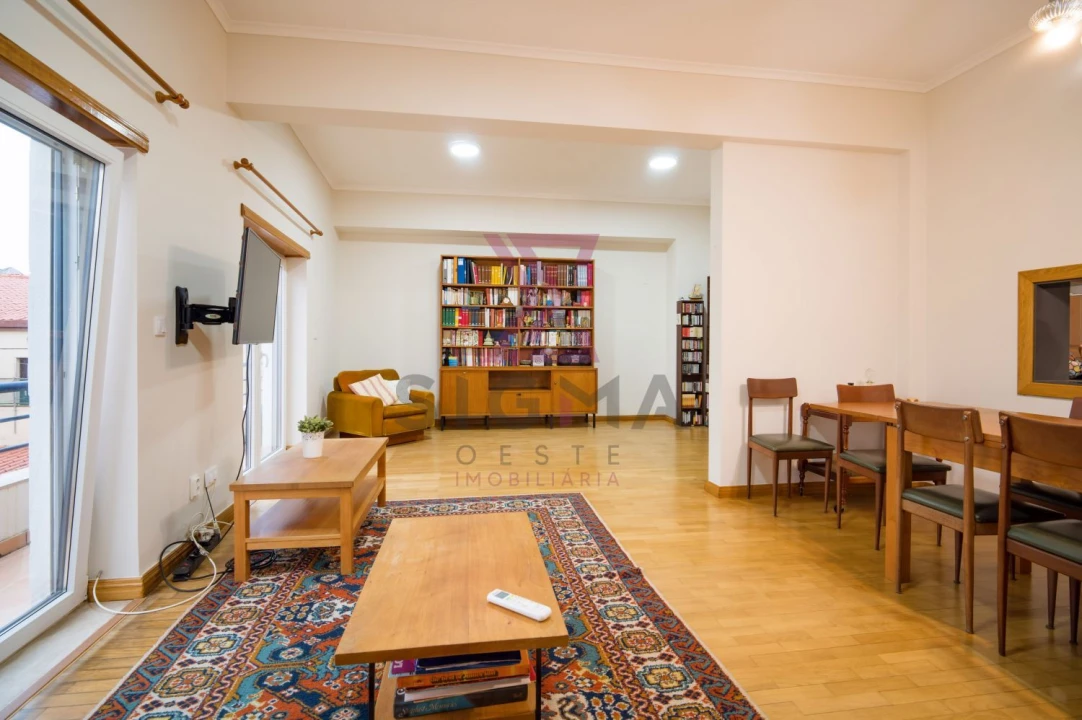 Apartamento T3 para Venda em Bombarral e Vale Covo Foto 18