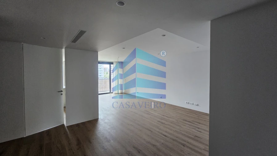 Apartamento T3 para Venda em Glória e Vera Cruz Foto 1