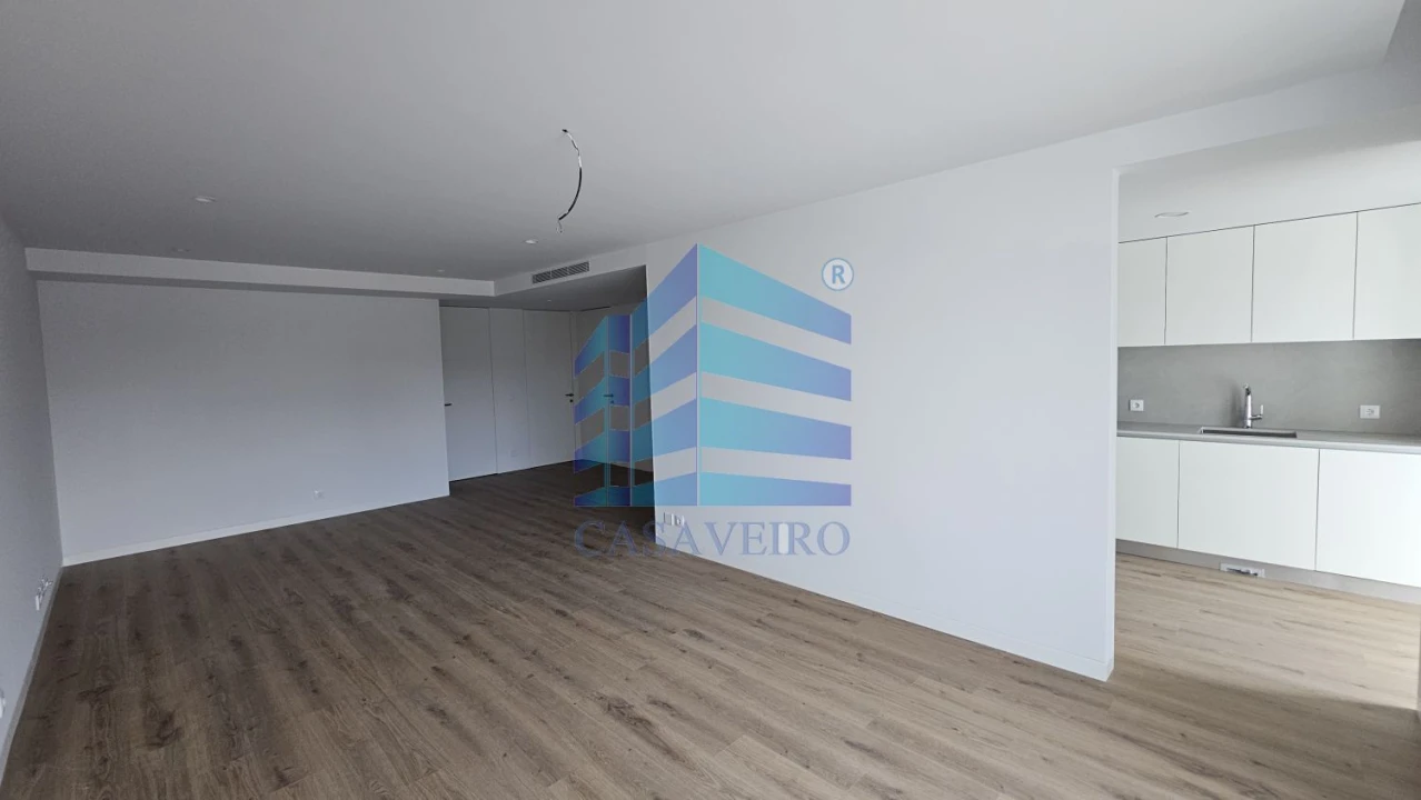 Apartamento T3 para Venda em Glória e Vera Cruz Foto 3