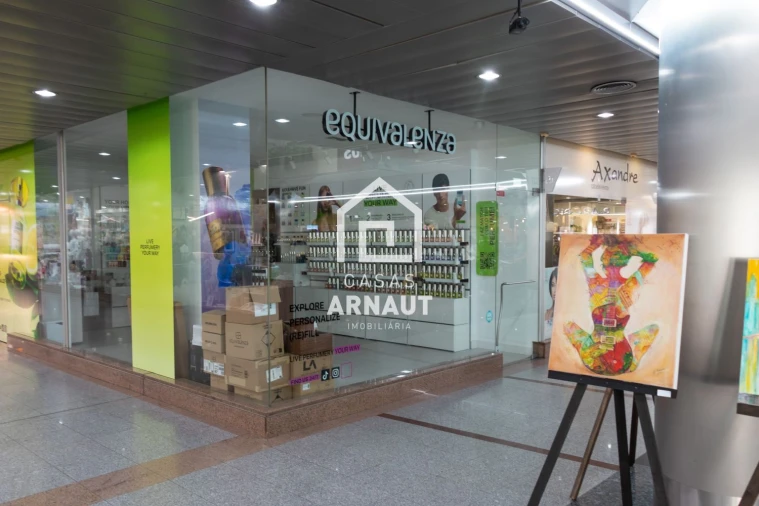 Loja para Arrendamento em Pombal Foto 8