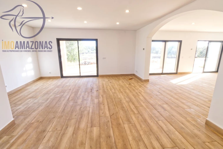 Moradia T3 para Venda em São Bartolomeu de Messines Foto 10