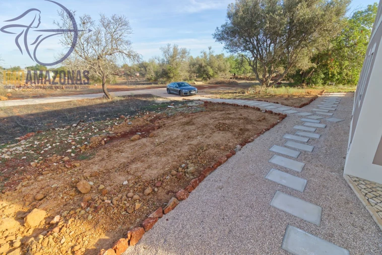 Moradia T3 para Venda em São Bartolomeu de Messines Foto 24