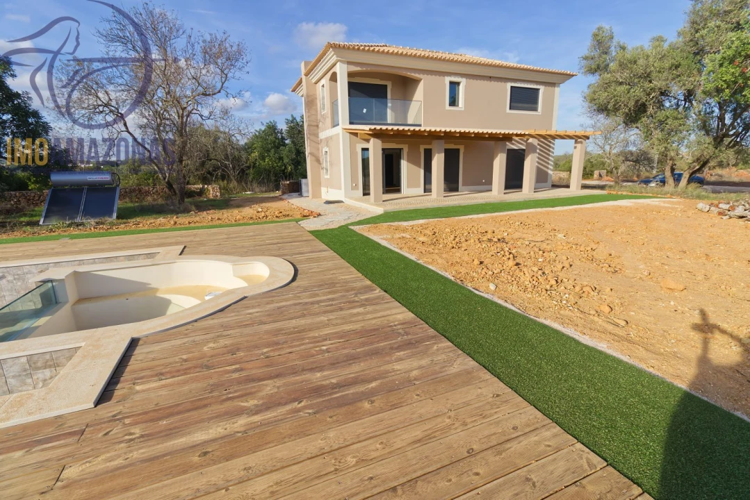 Moradia T3 para Venda em São Bartolomeu de Messines Foto 6