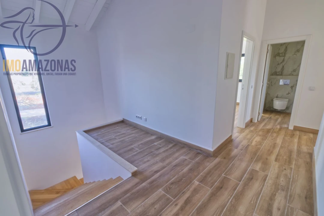 Moradia T3 para Venda em São Bartolomeu de Messines Foto 18