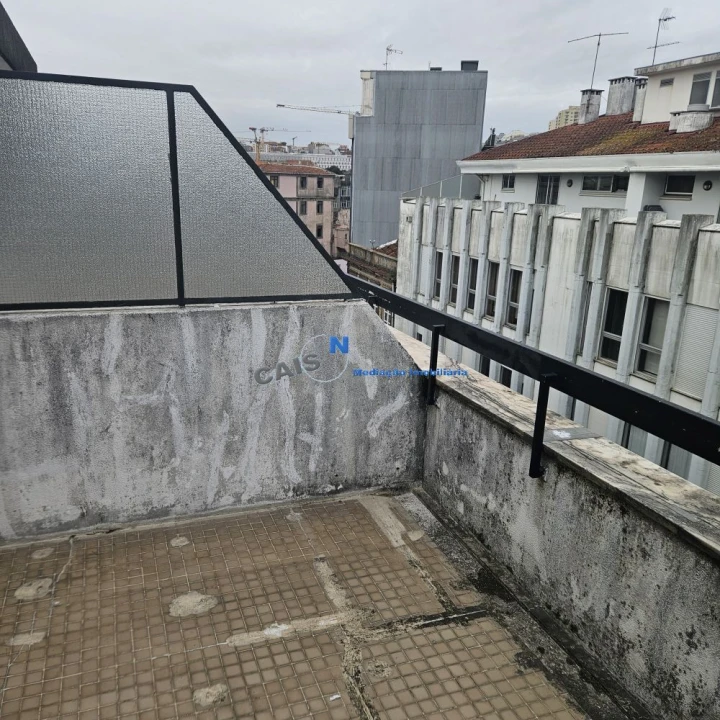 Loja para Arrendamento em Cedofeita, Santo Ildefonso, Sé, Miragaia, São Nicolau e Vitória Foto 8