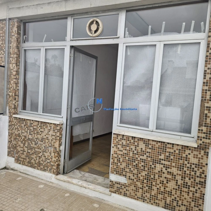 Loja para Arrendamento em Cedofeita, Santo Ildefonso, Sé, Miragaia, São Nicolau e Vitória Foto 5