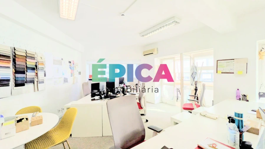 Loja para Arrendamento em Avenidas Novas Foto 46