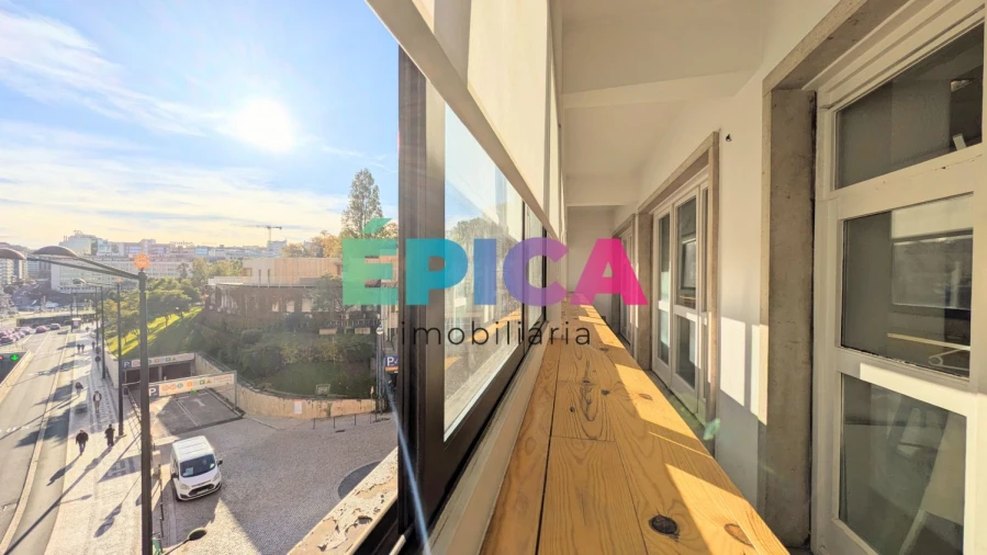 Loja para Arrendamento em Avenidas Novas Foto 49