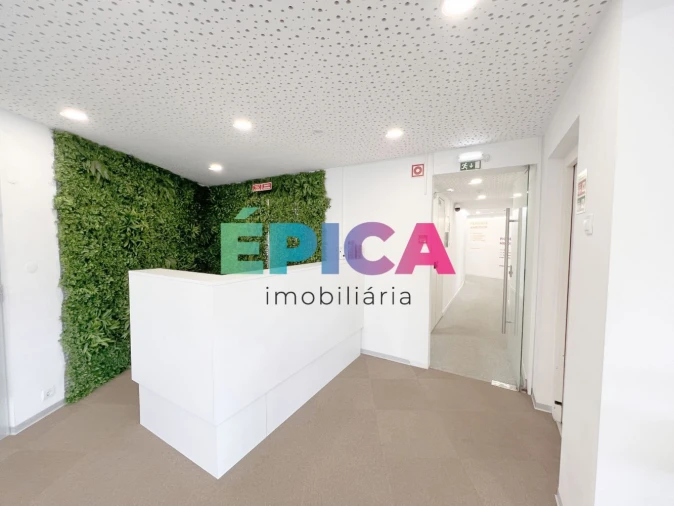 Loja para Arrendamento em Avenidas Novas Foto 9