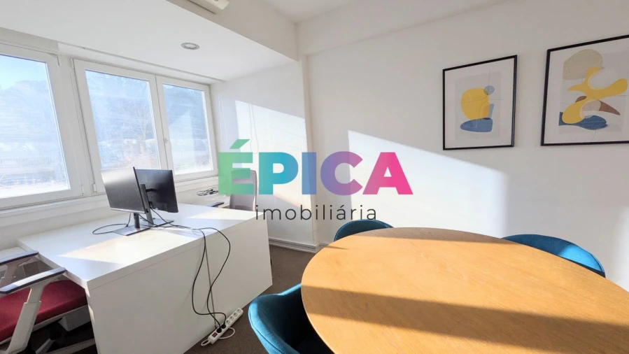 Loja para Arrendamento em Avenidas Novas Foto 52