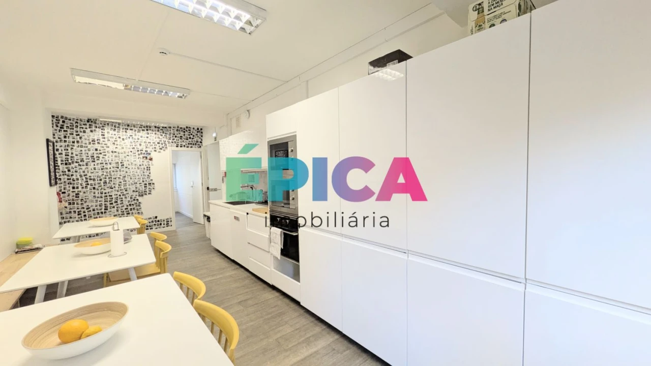 Loja para Arrendamento em Avenidas Novas Foto 41