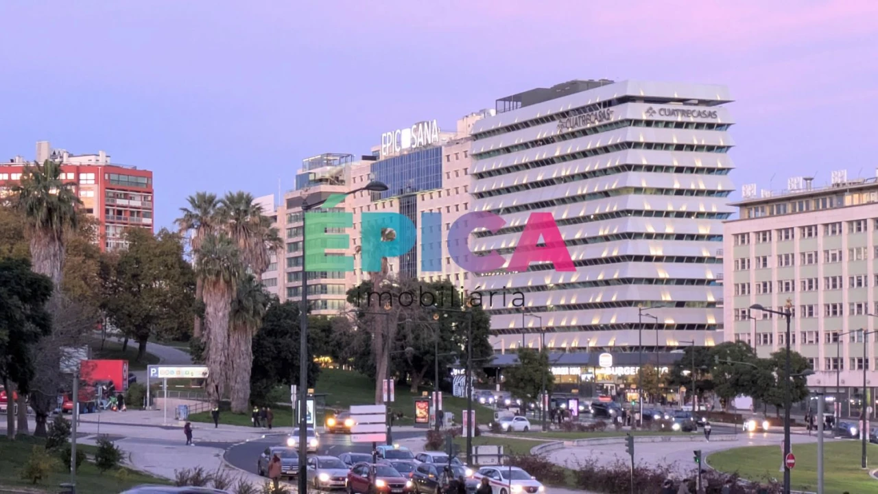 Loja para Arrendamento em Avenidas Novas Foto 2