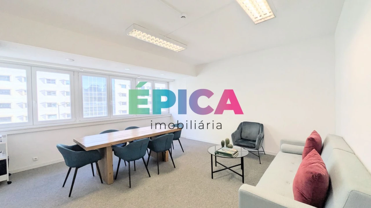 Loja para Arrendamento em Avenidas Novas Foto 34