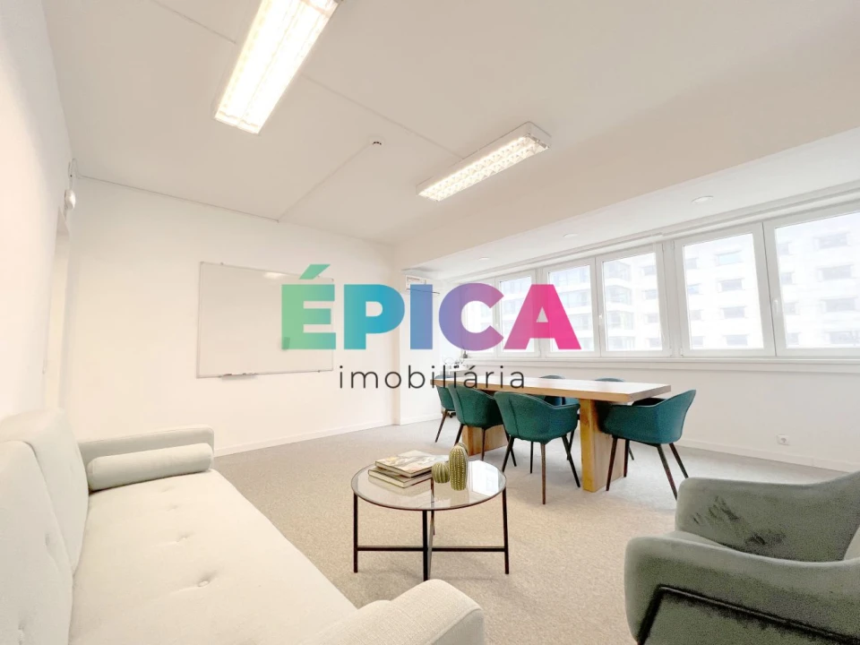 Loja para Arrendamento em Avenidas Novas Foto 20