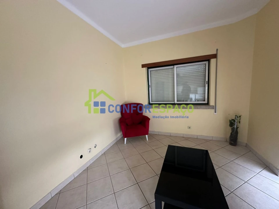 Apartamento T2 para Venda em Castelo Branco Foto 3