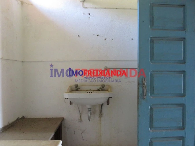 Moradia T3 para Venda em Alvaiázere Foto 13