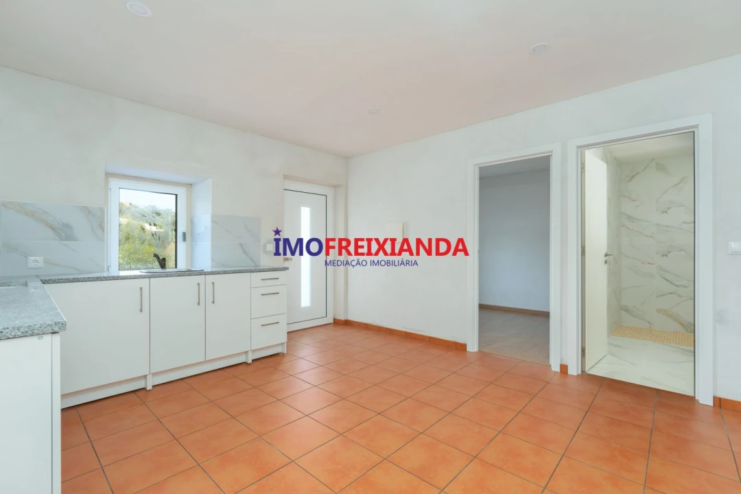 Moradia T1 para Venda em Pelma Foto 2