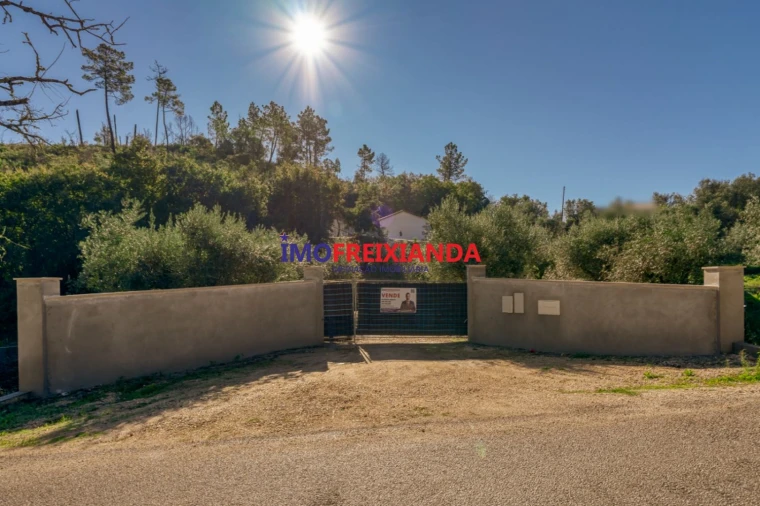 Moradia T1 para Venda em Pelma Foto 23