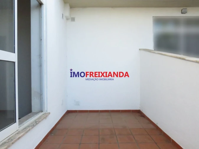 Loja para Venda em Freixianda, Ribeira do Fárrio e Formigais Foto 5