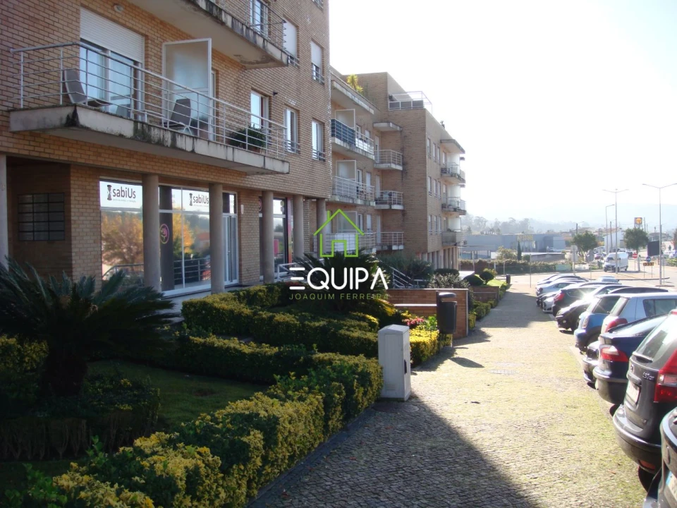 Loja para Venda em Paredes Foto 3