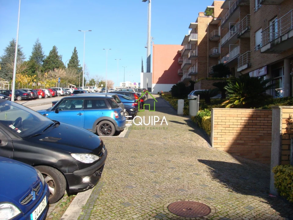 Loja para Venda em Paredes Foto 11