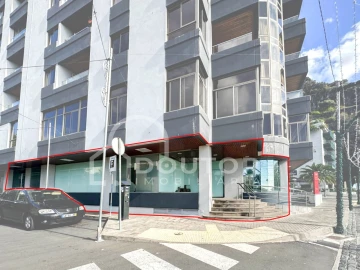 Loja para Venda em Ribeira Brava