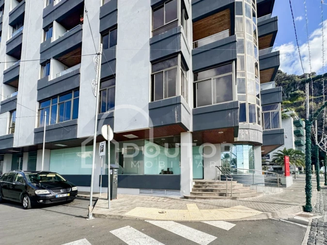 Loja para Venda em Ribeira Brava Foto 4