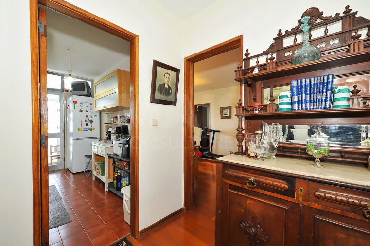 Apartamento T2 para Venda em Santo António dos Cavaleiros e Frielas Foto 5