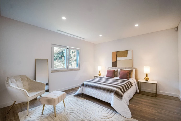 Moradia T4 para Venda em Charneca de Caparica e Sobreda Foto 23