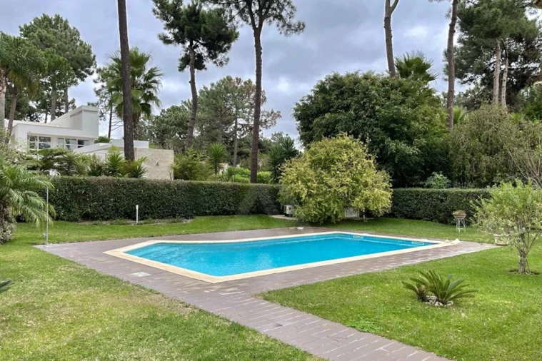 Moradia T4 para Venda em Charneca de Caparica e Sobreda Foto 32