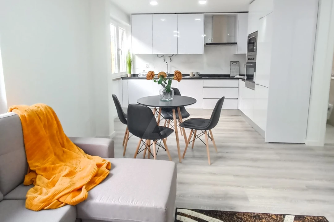 Apartamento T3 para Venda em Benfica Foto 2