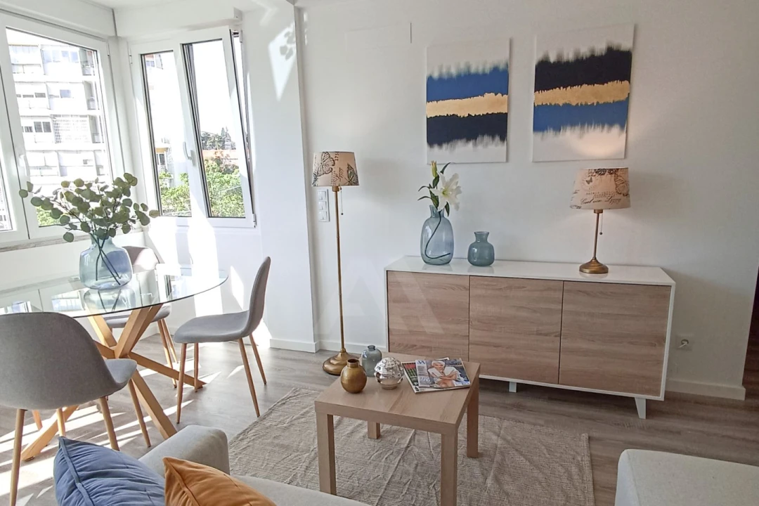 Apartamento T3 para Venda em Benfica Foto 7